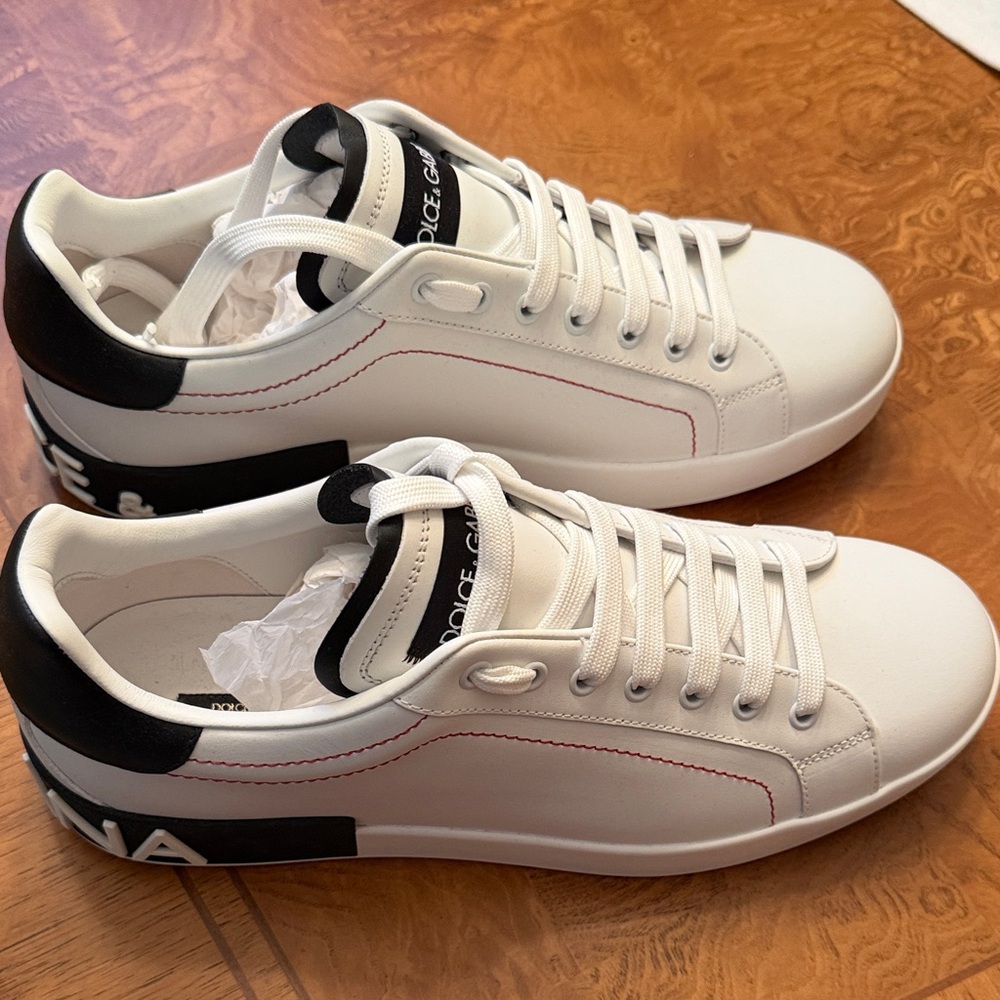 Dolce & Gabbana Men's White Sneakers with Black Accents